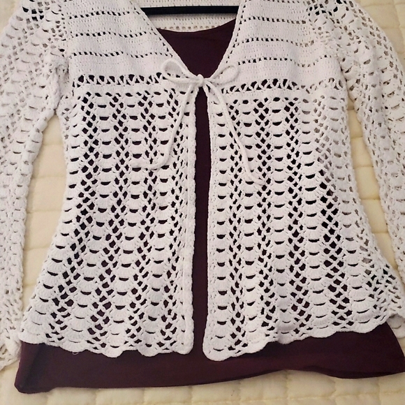 Beautiful Knit Liz Claiborne Sweater/Beach Coverup - Picture 2 of 5